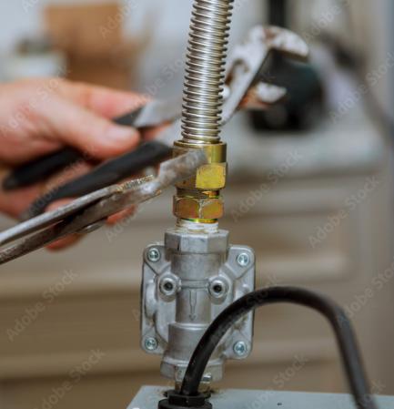 tightening a gas connection